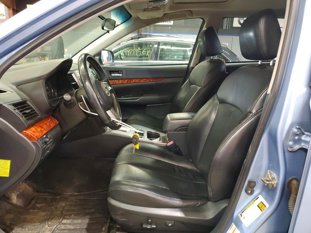 2010 Subaru Outback 2.5I Limited - Фото 7