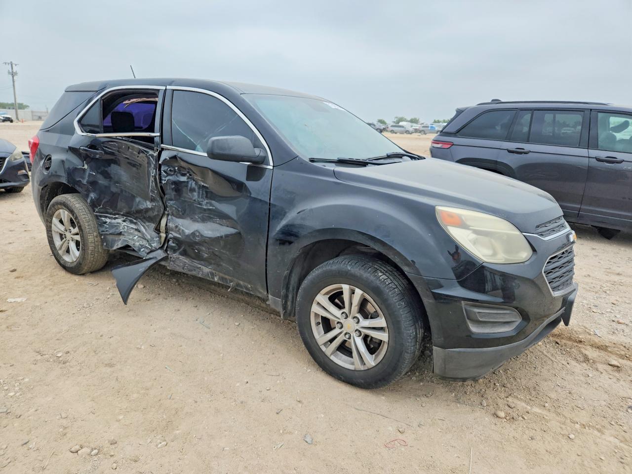 2017 Chevrolet Equinox Ls - Фото 4