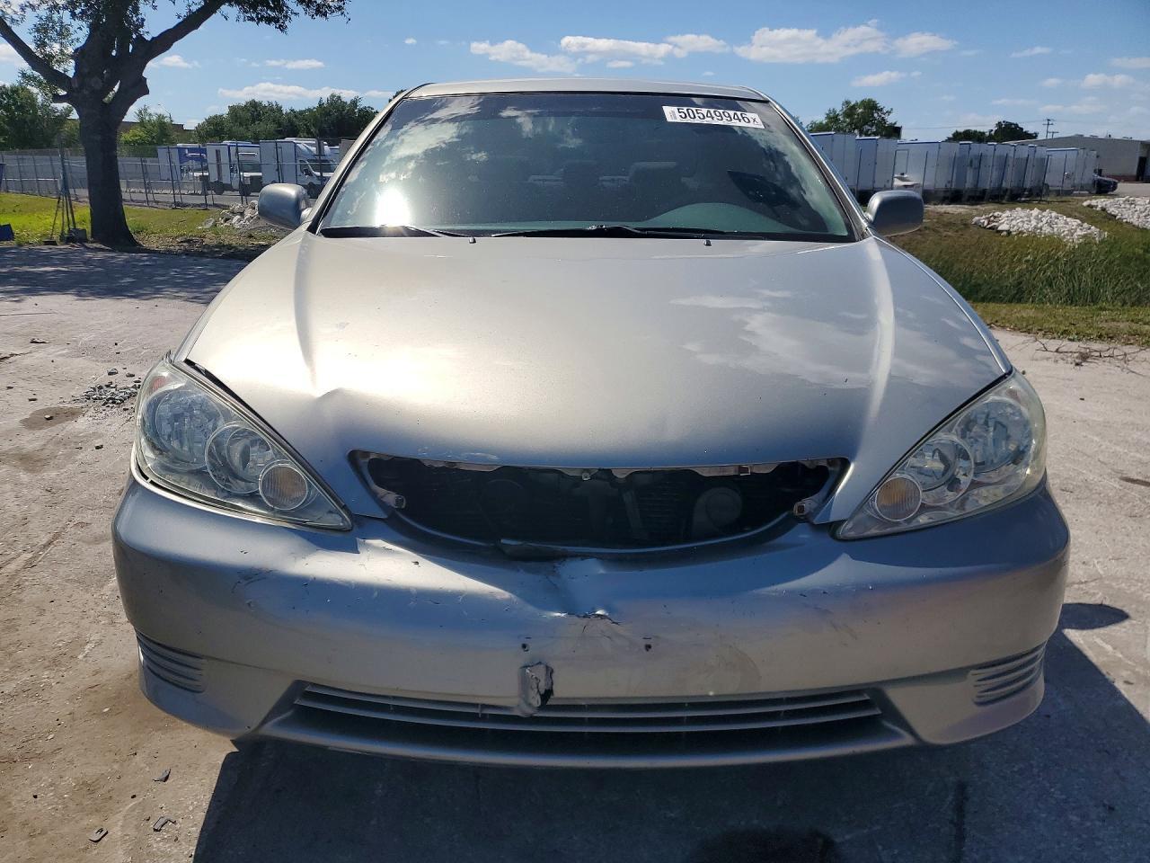 2005 Toyota Camry Le - Image 5