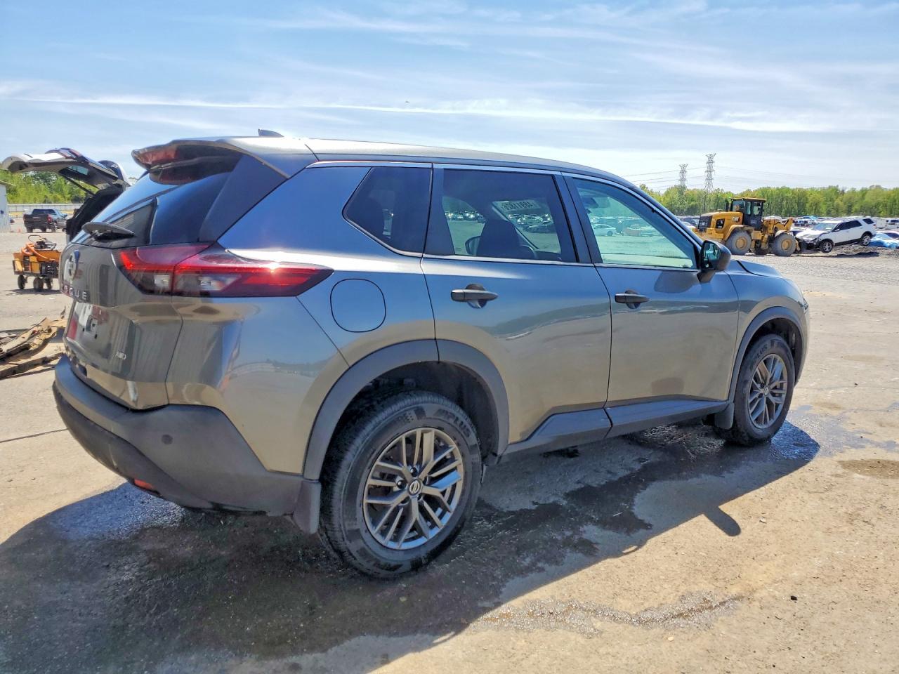 2021 Nissan Rogue S - Фото 3