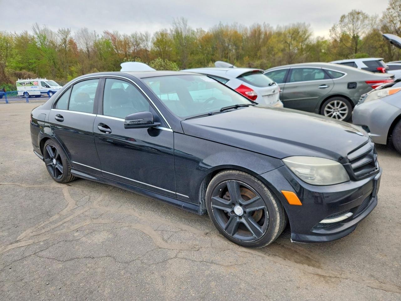 2011 Mercedes-Benz C 300 4Matic - Фото 4