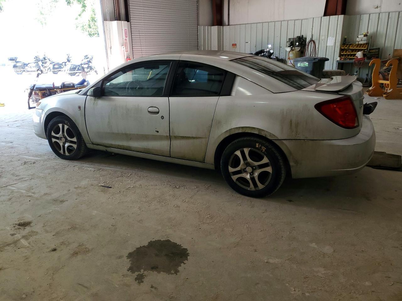 2005 Saturn Ion Level 3 - Image 2