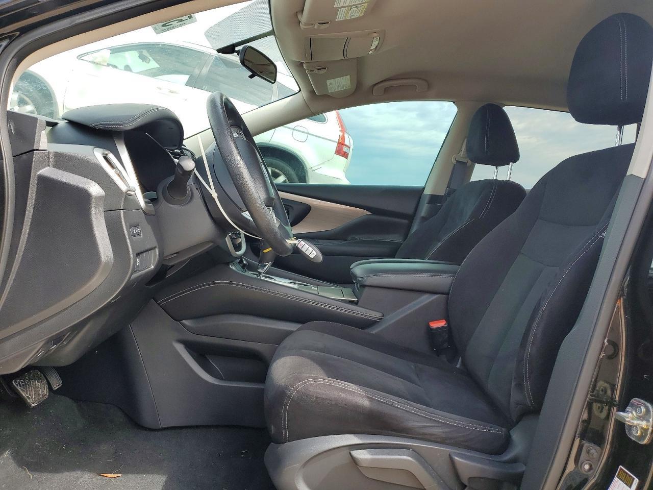 2016 Nissan Murano S - Image 7