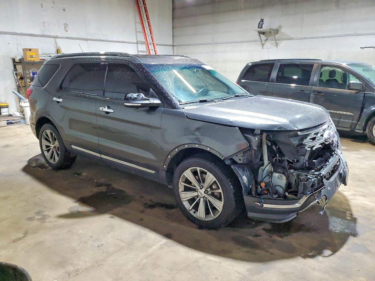 2018 Ford Explorer Limited - Фото 4
