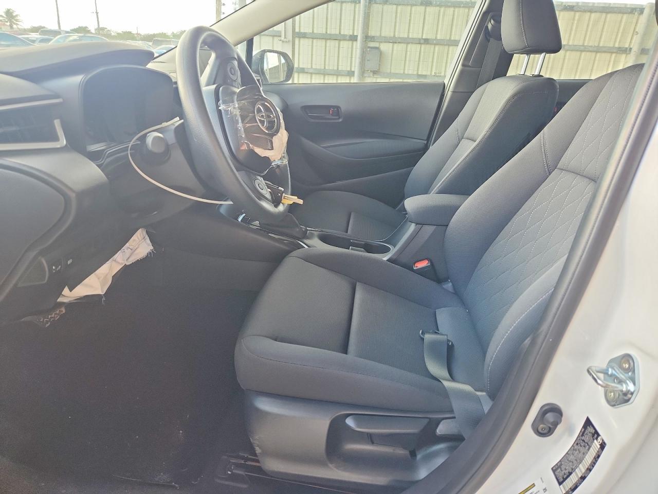 2026 Toyota Corolla Le - Фото 7