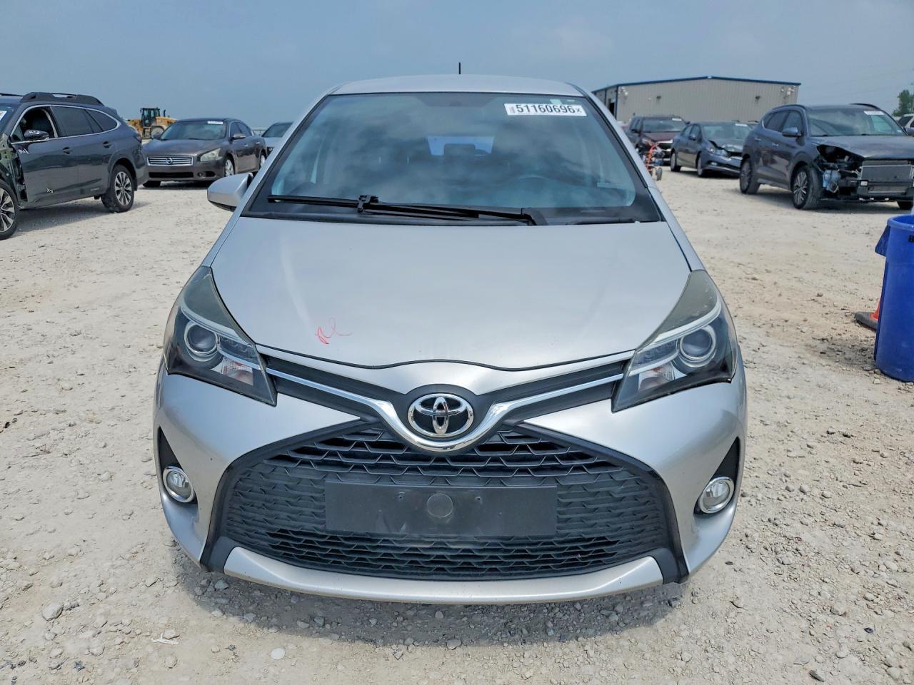 2016 Toyota Yaris 5-Door Se - Image 5