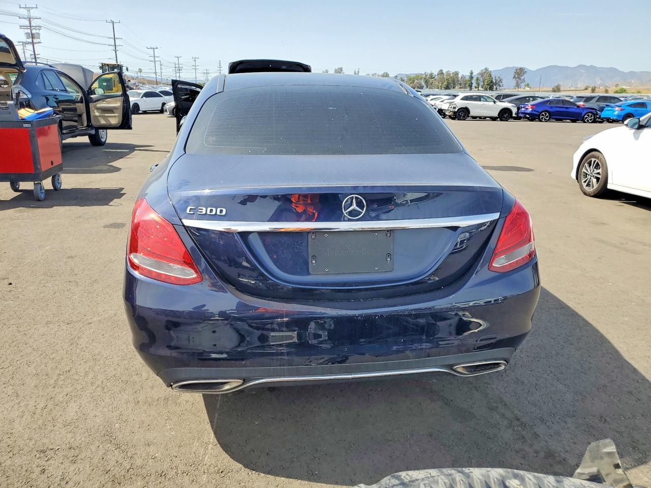 2017 Mercedes-Benz C 300 - Фото 6