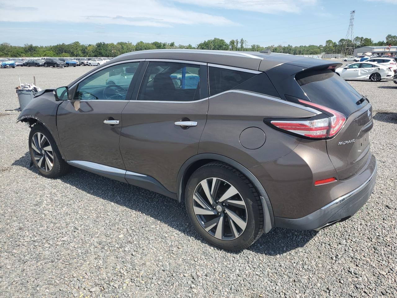 2015 Nissan Murano Platinum - Image 2