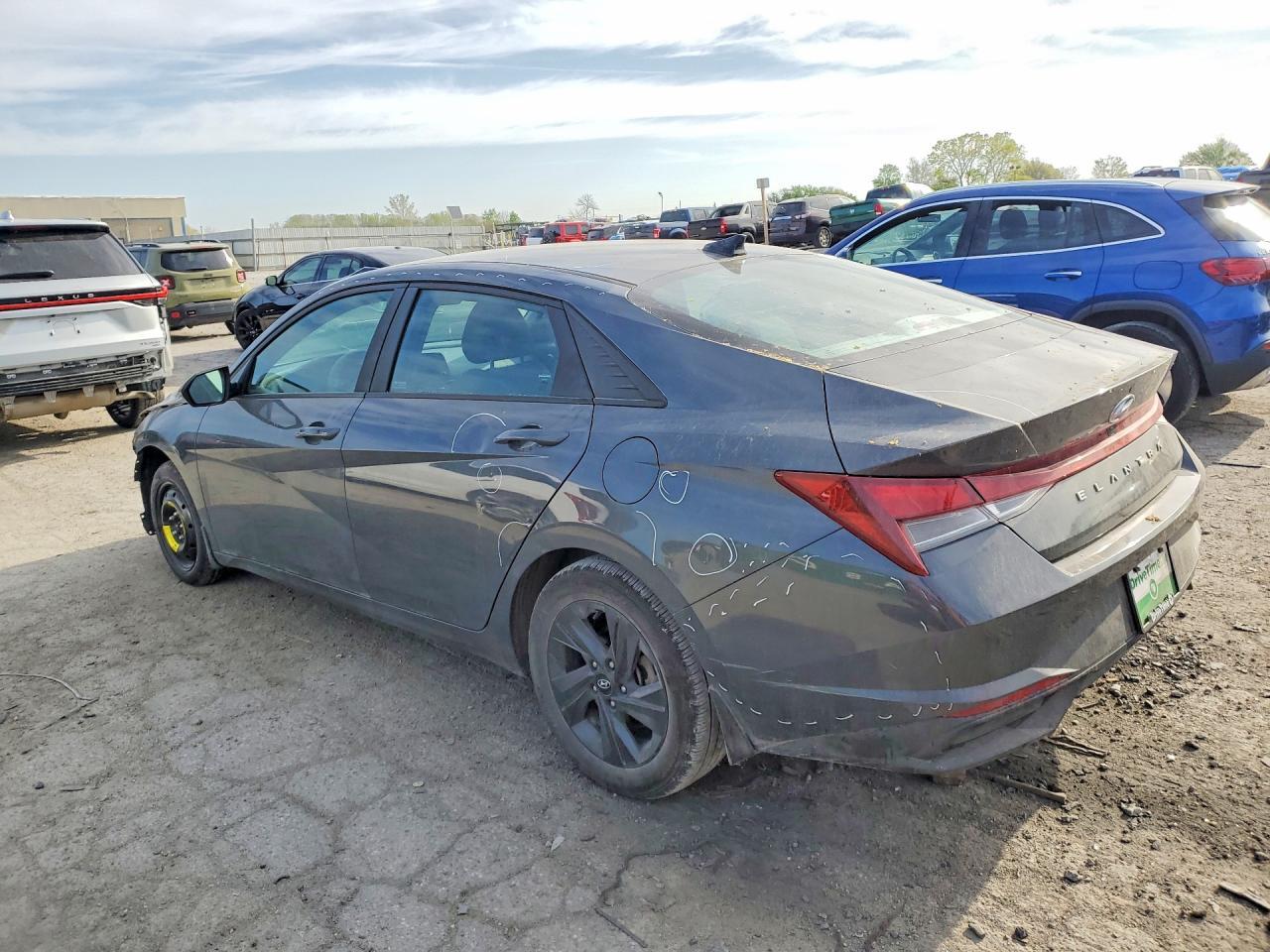 2023 Hyundai Elantra Sel - Image 2