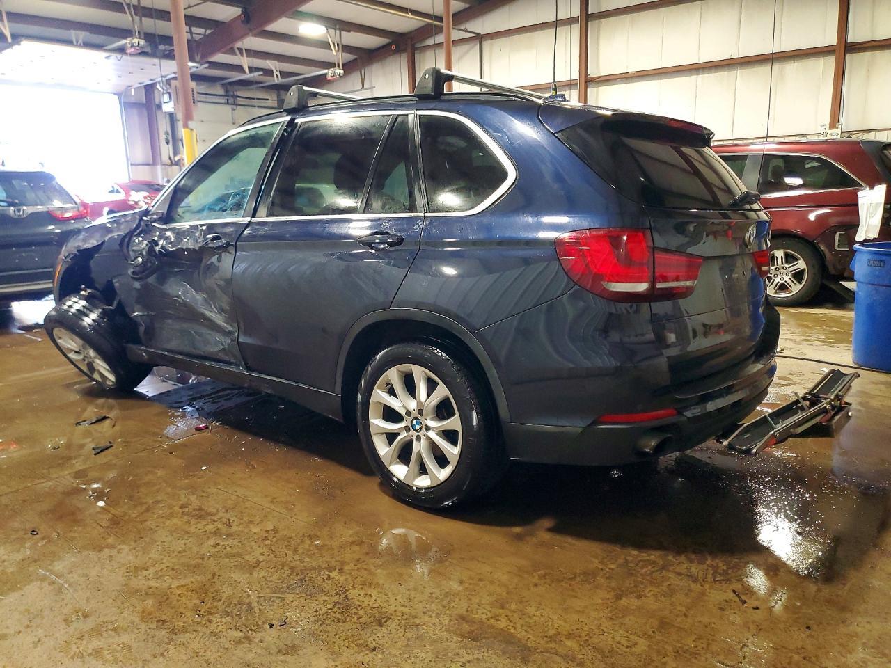 2016 BMW X5 xDrive35I - Фото 2