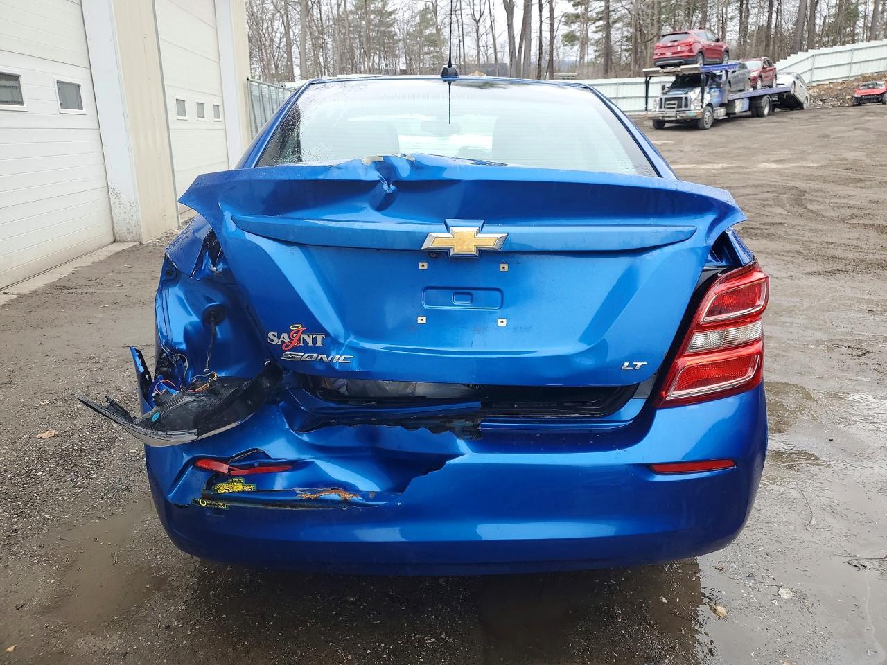 2017 Chevrolet Sonic Lt - Фото 6