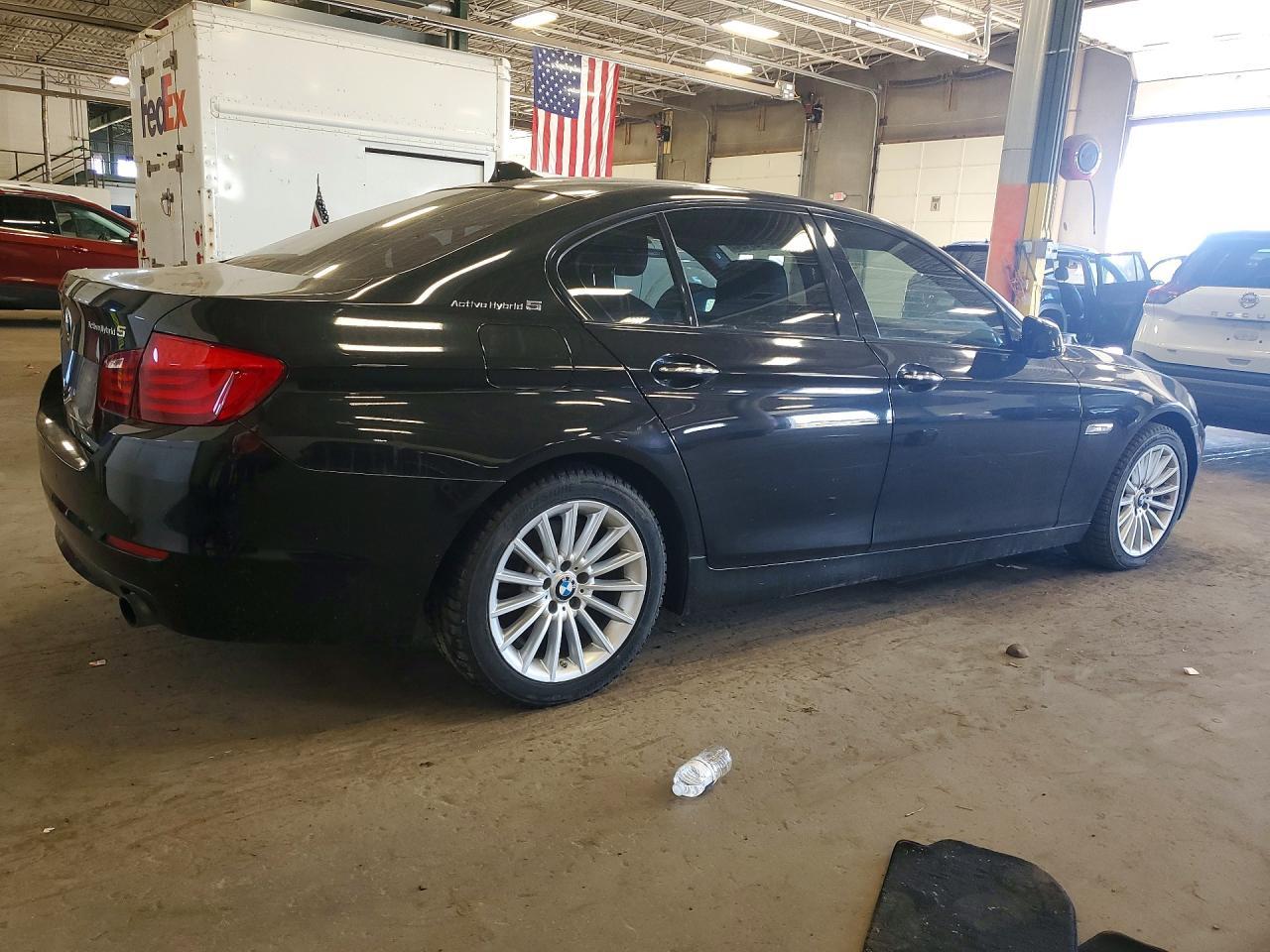 2013 BMW 535 I Hybrid - Image 3