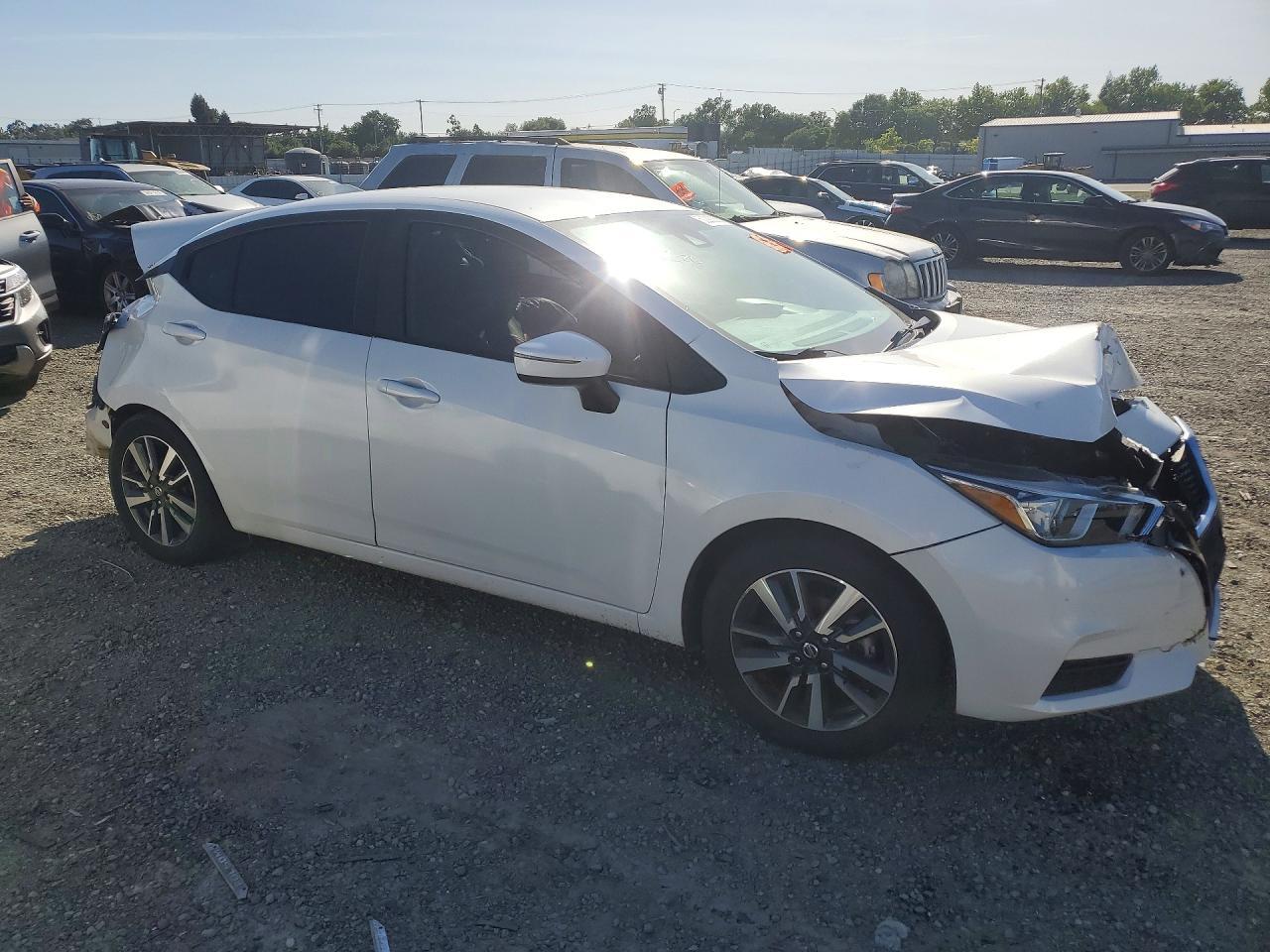 2021 Nissan Versa Sv - Фото 4
