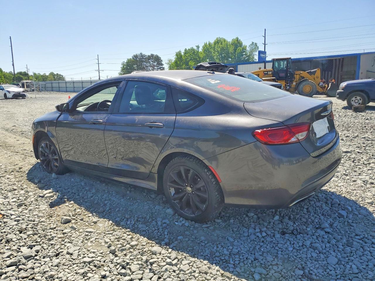 2015 Chrysler 200 S - Фото 2