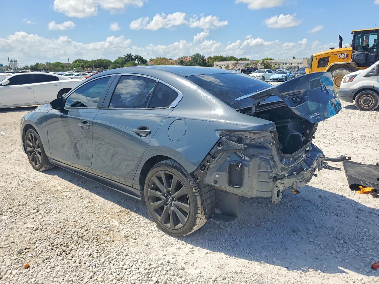 2024 Mazda 3 Preferred - Image 2