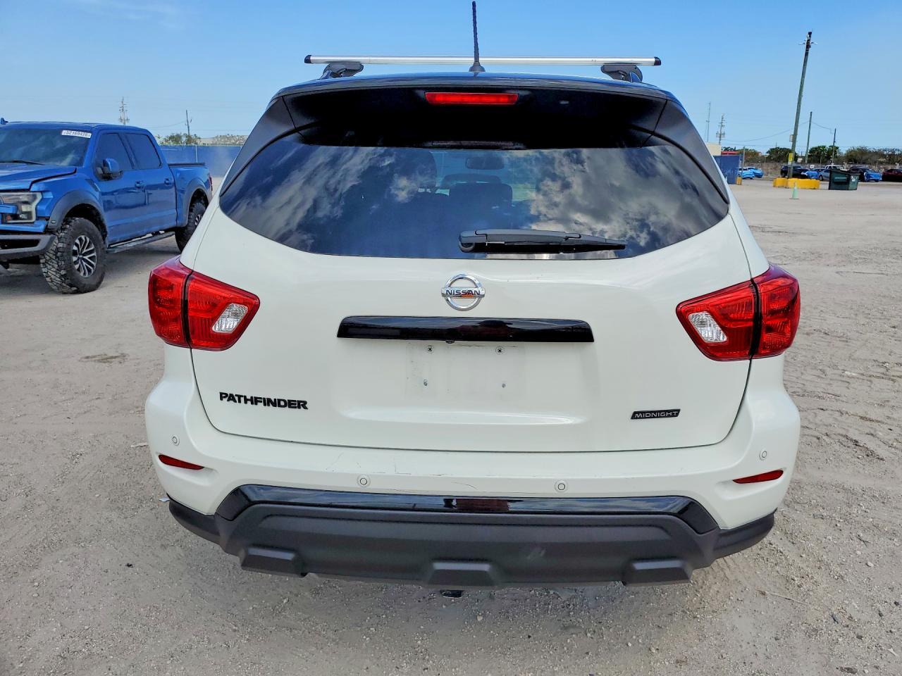 2018 Nissan Pathfinder Sl - Image 6