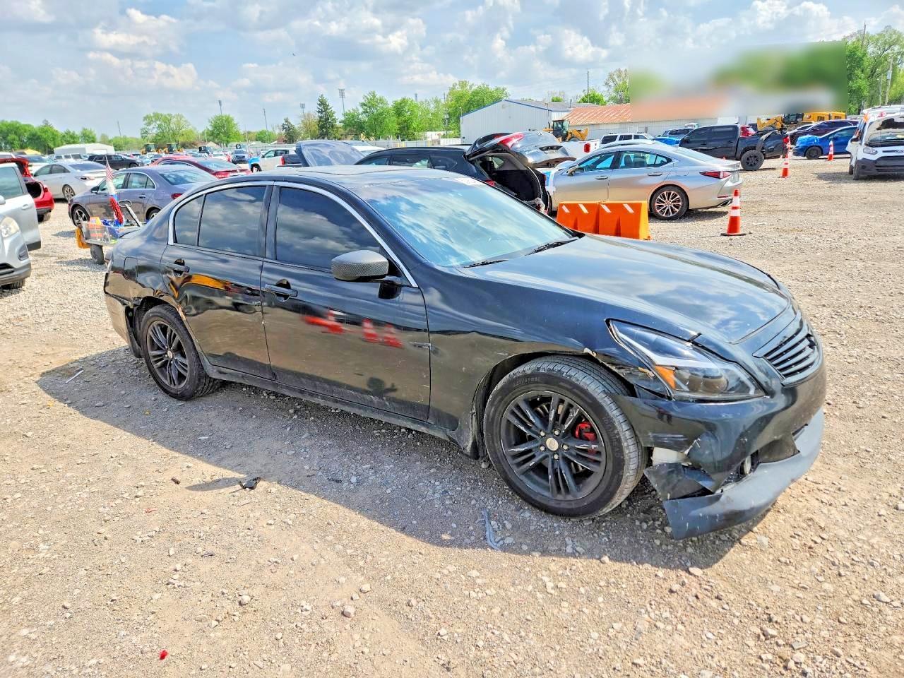 2013 Infiniti G37 Sedan X - Фото 4