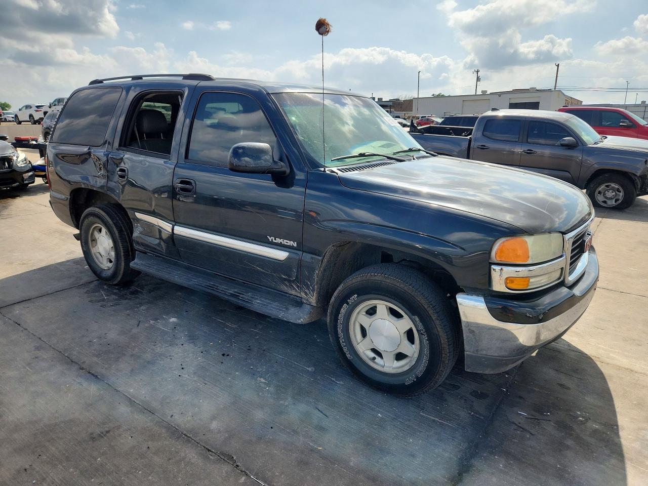 2003 GMC Yukon - Фото 4