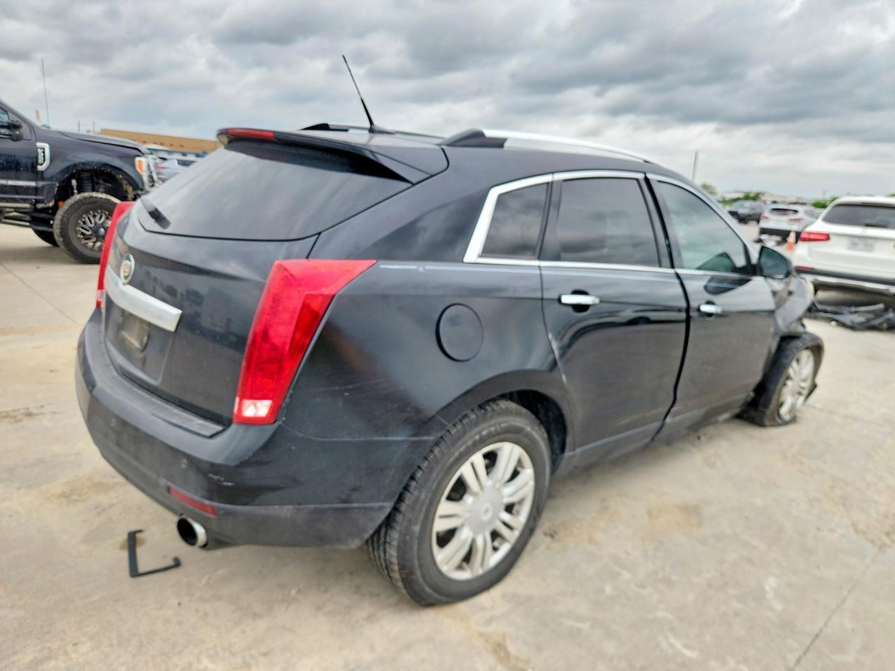 2010 Cadillac Srx Luxury Collection - Image 3