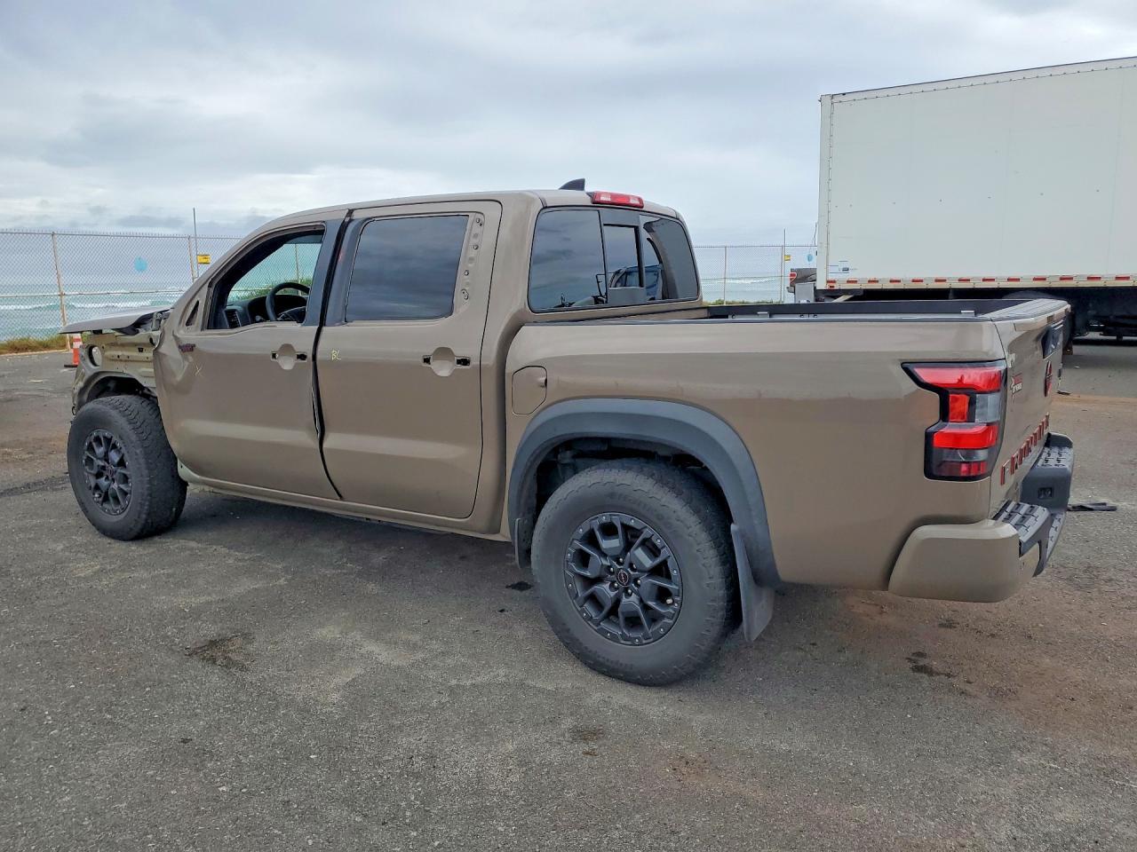 2022 Nissan Frontier Pro-X - Image 2