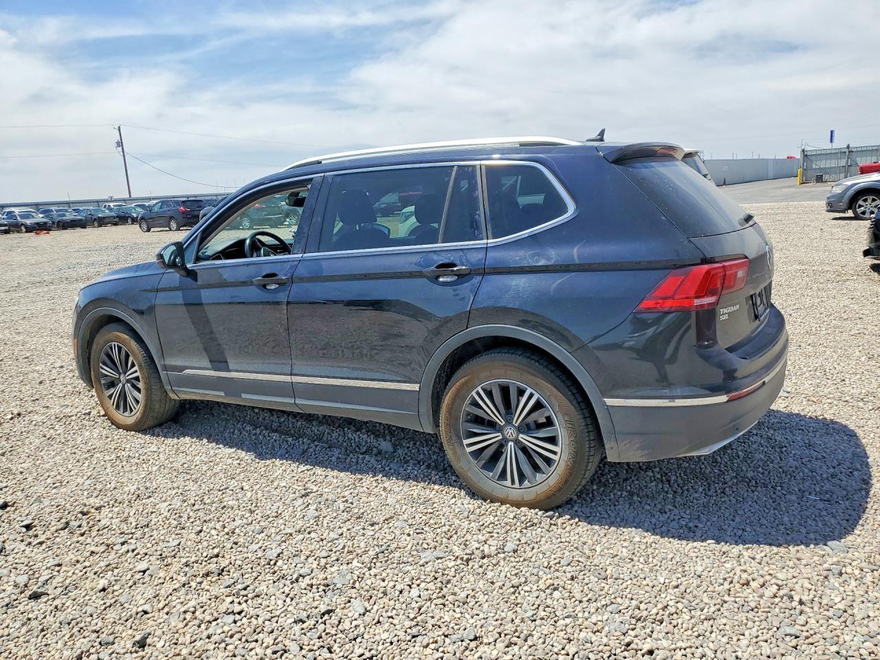 2019 Volkswagen Tiguan Se - Фото 2