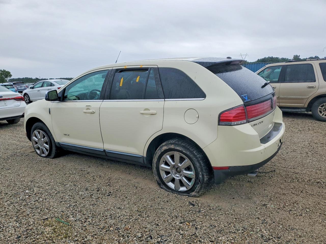 2008 Lincoln Mkx - Image 2