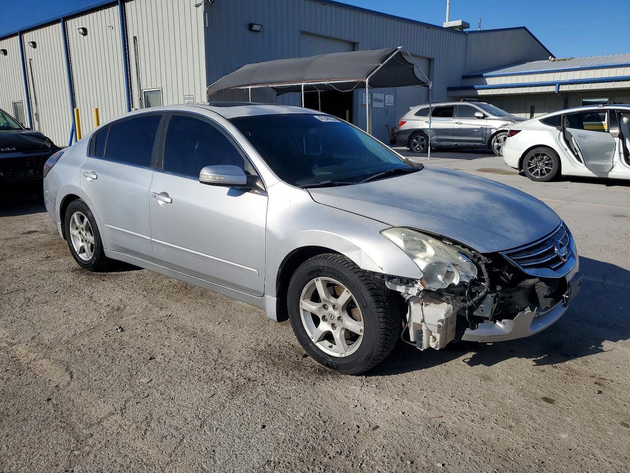 2010 Nissan Altima 2.5 - Image 4