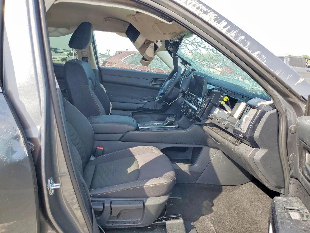 2026 Nissan Pathfinder Sv - Image 7