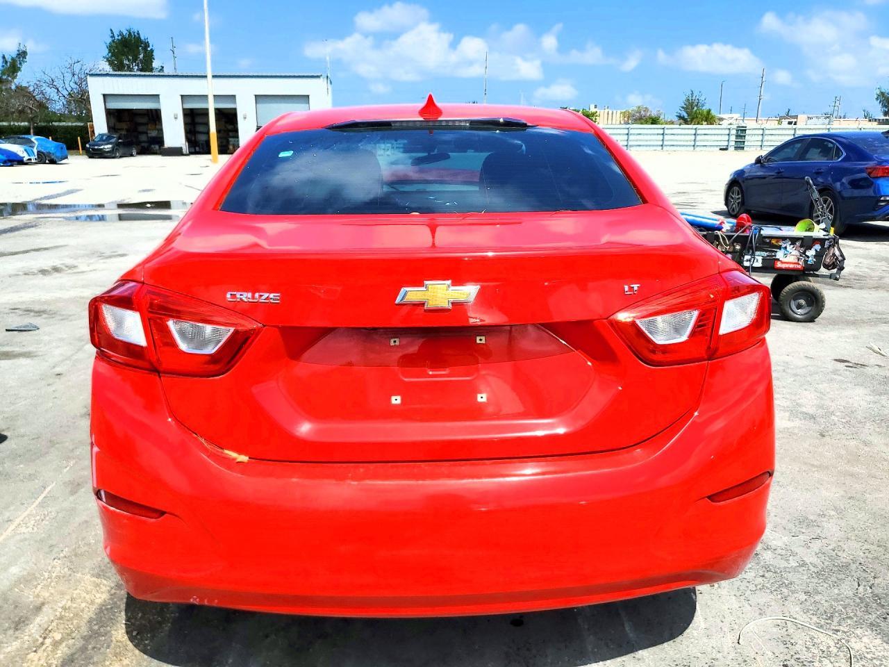 2017 Chevrolet Cruze Lt - Фото 6