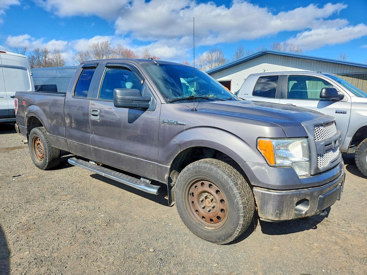 2013 Ford F150 Super Cab - Image 4