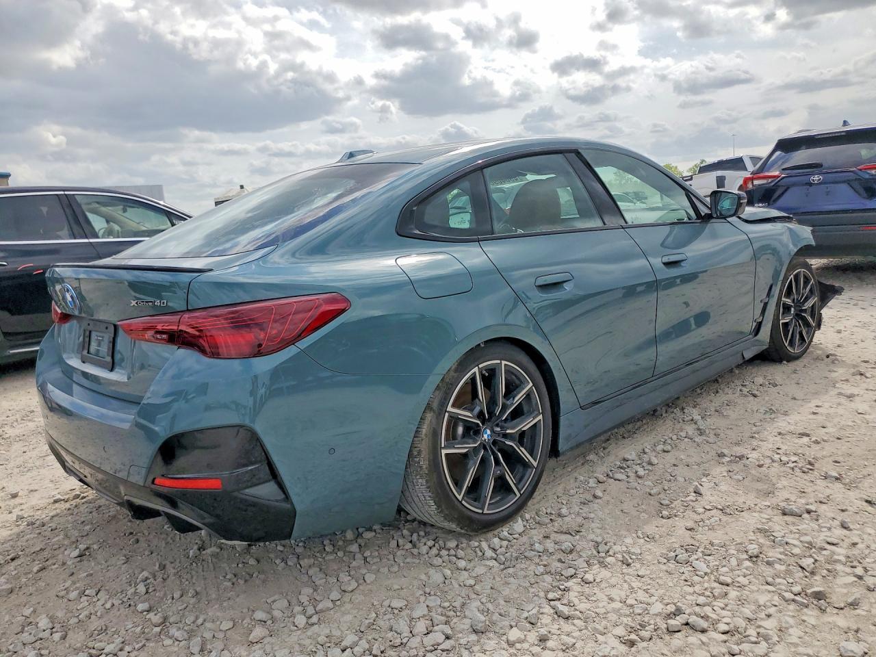 2025 BMW I4 xDrive 40 - Фото 3