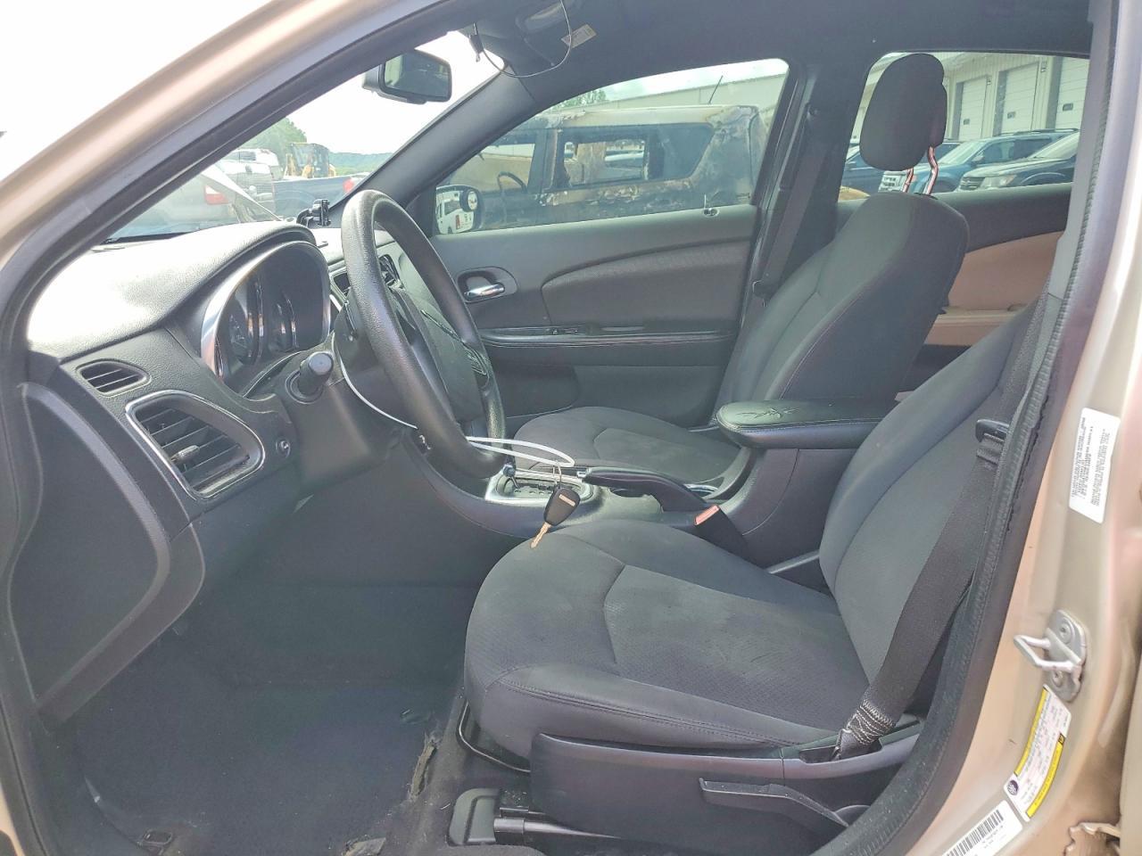 2013 Chrysler 200 - Фото 7