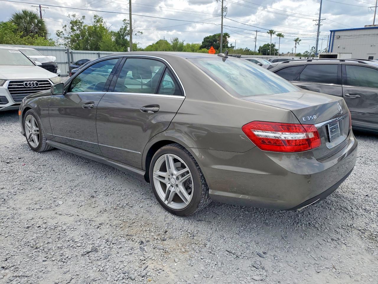 2013 Mercedes-Benz E 350 - Фото 2