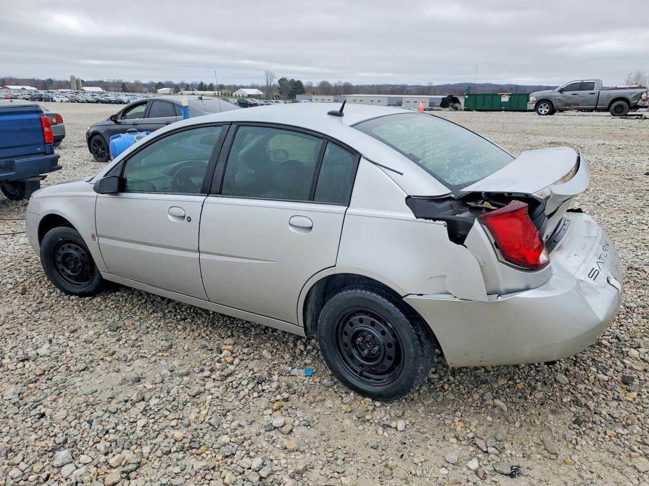 2007 Saturn Ion Level 2 - Image 2