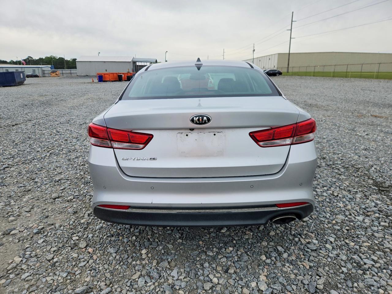 2016 Kia Optima Lx - Фото 6