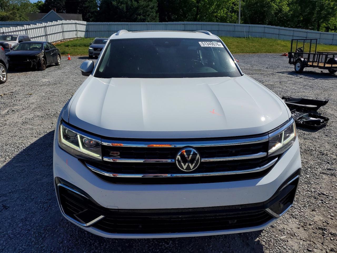 2021 Volkswagen Atlas Cross Sport Sel R-Line - Image 5