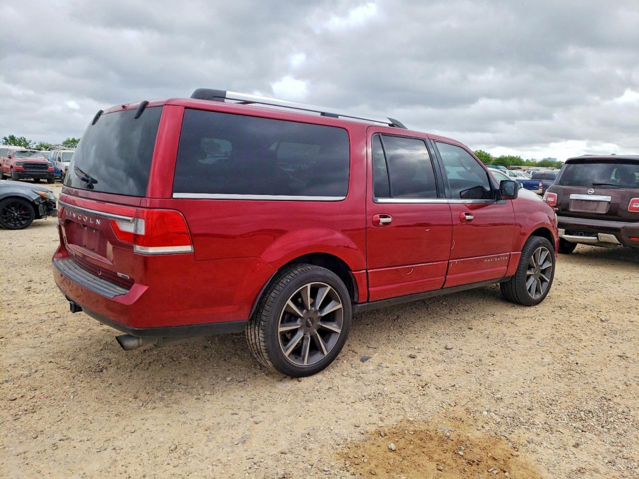 2016 Lincoln Navigator L Reserve - Фото 3
