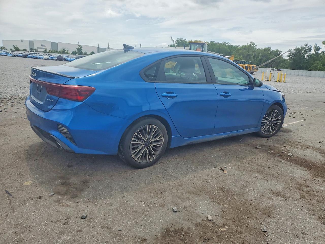 2023 Kia Forte Gt-Line - Image 3
