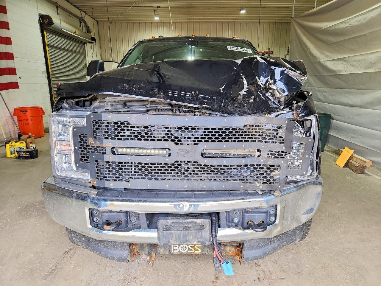 2019 Ford F250 Super Duty - Image 5