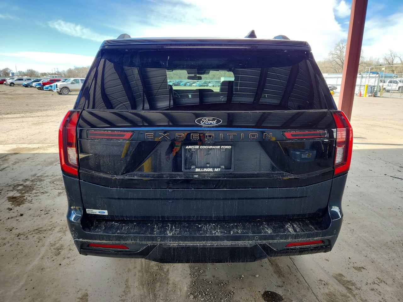 2025 Ford Expedition Tremor - Image 6