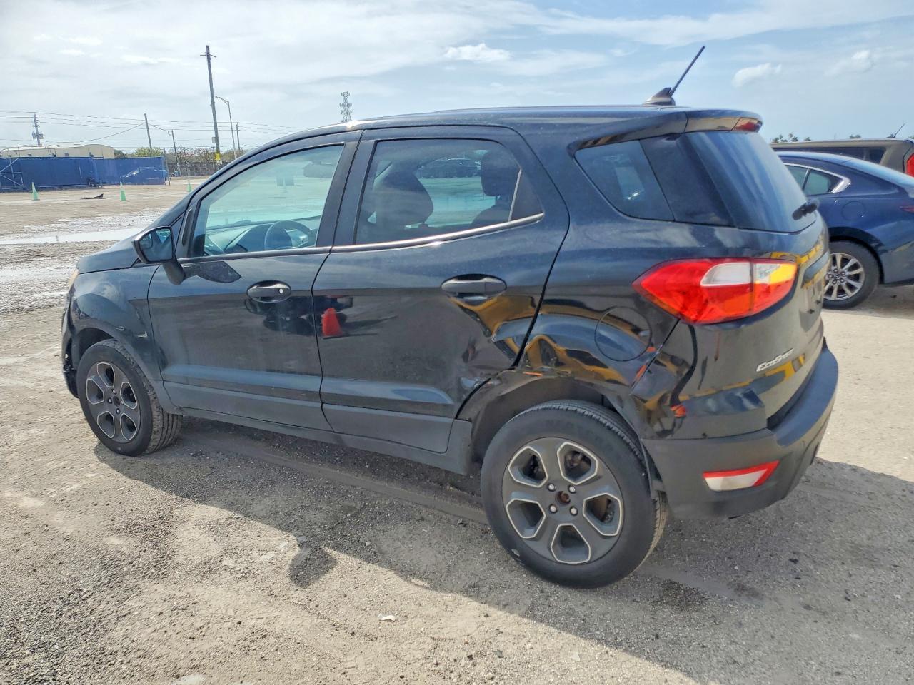 2020 Ford Ecosport S - Image 2
