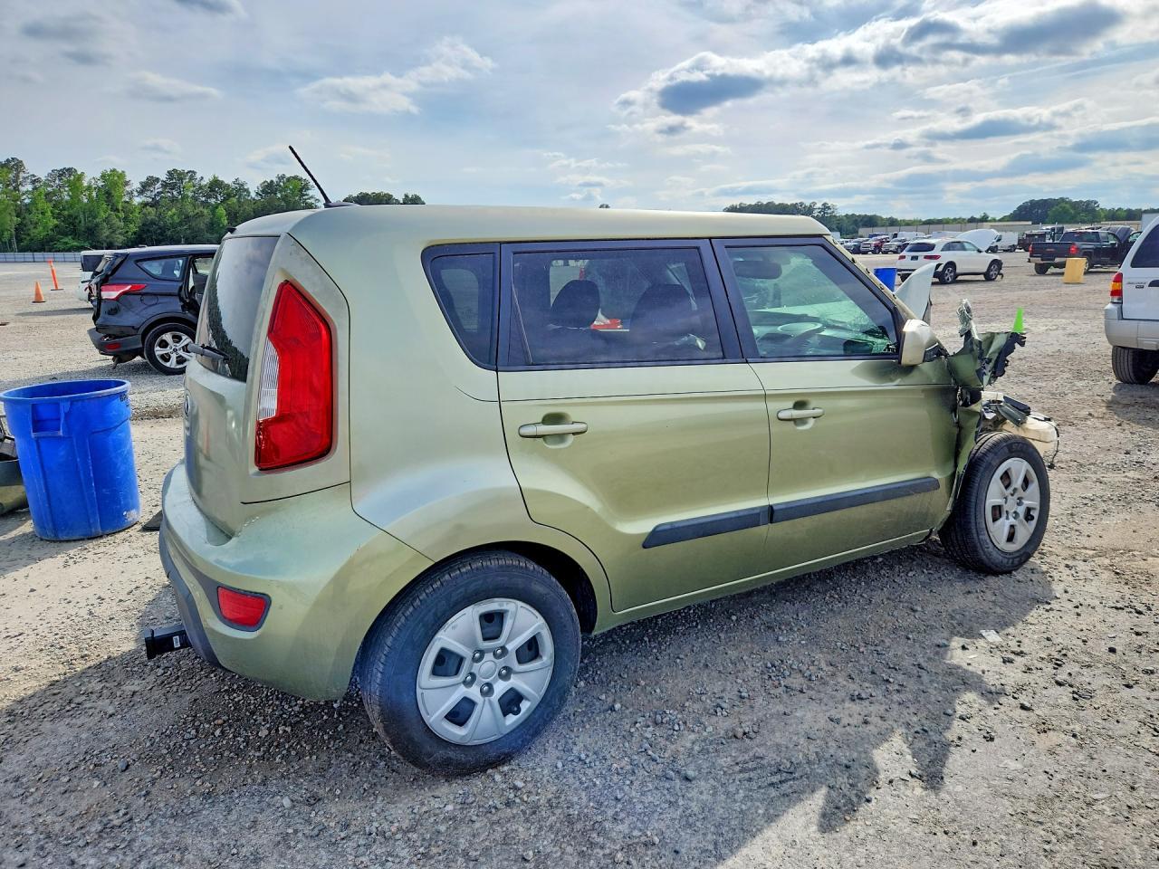 2013 Kia Soul Base - Image 3