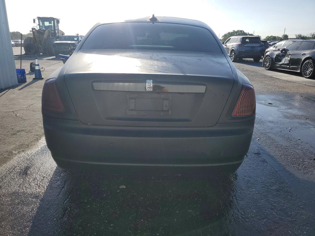 2010 Rolls-Royce Ghost - Фото 6