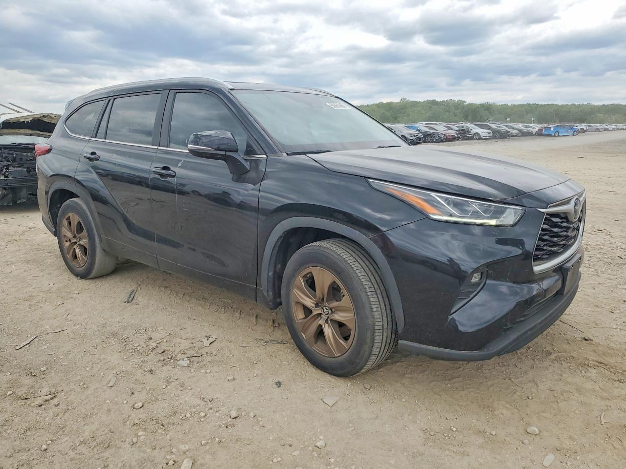 2023 Toyota Highlander Hybrid Bronze Edition - Фото 4
