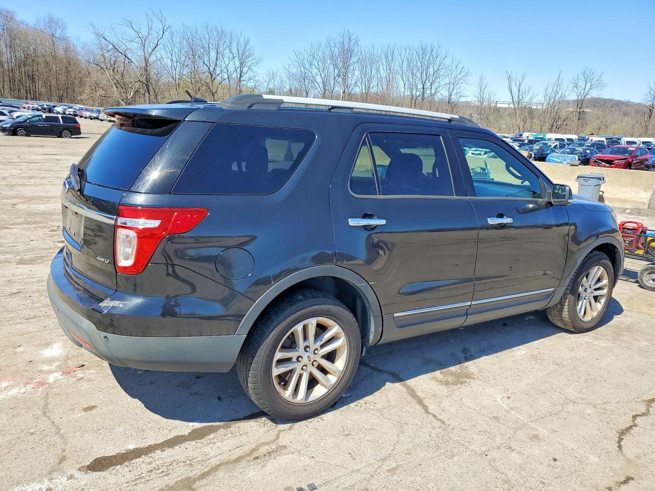 2013 Ford Explorer Xlt - Фото 3