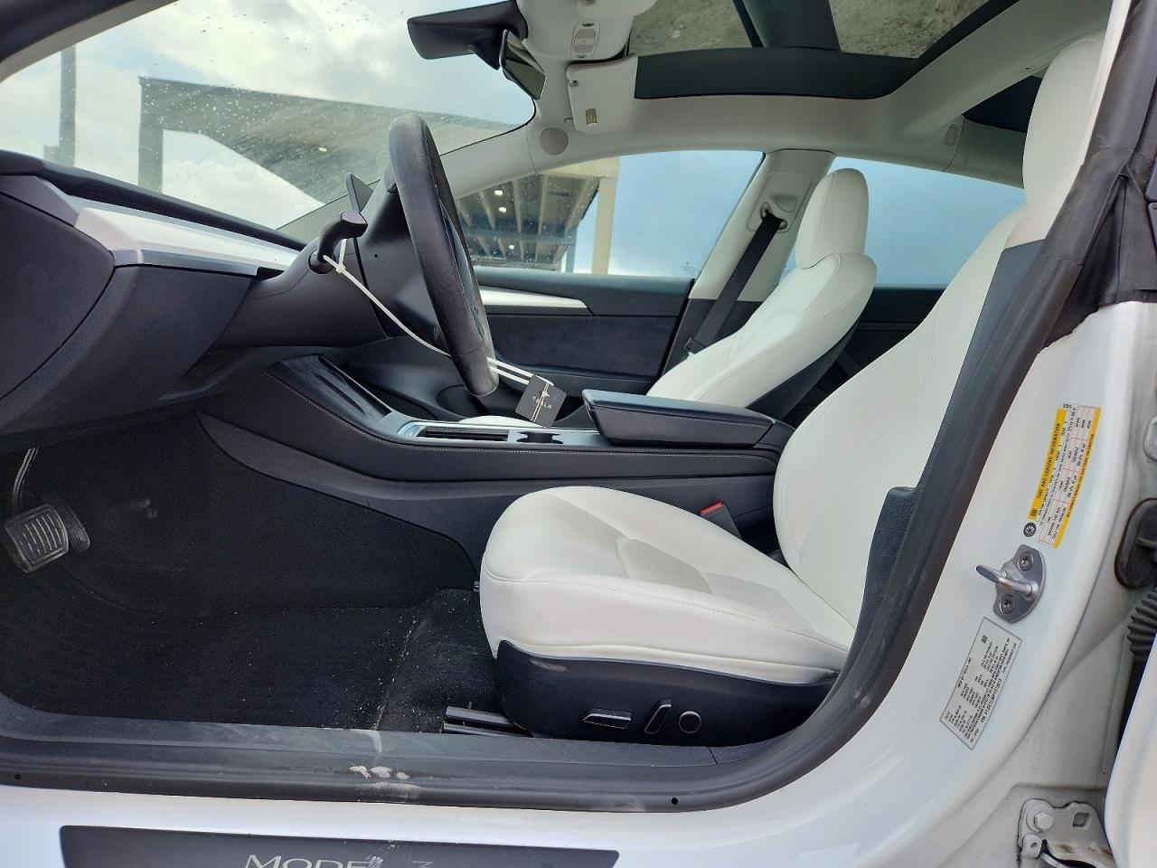 2023 Tesla Model 3 - Фото 7