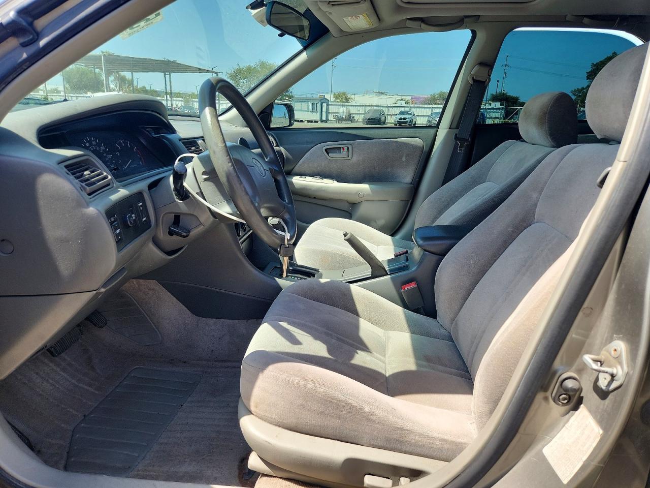 1999 Toyota Camry Le V6 - Image 7