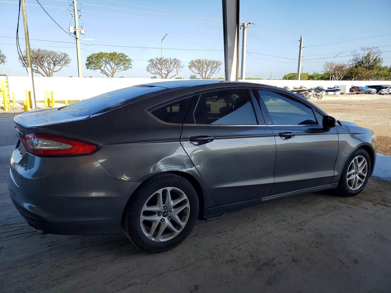 2014 Ford Fusion Se - Фото 3