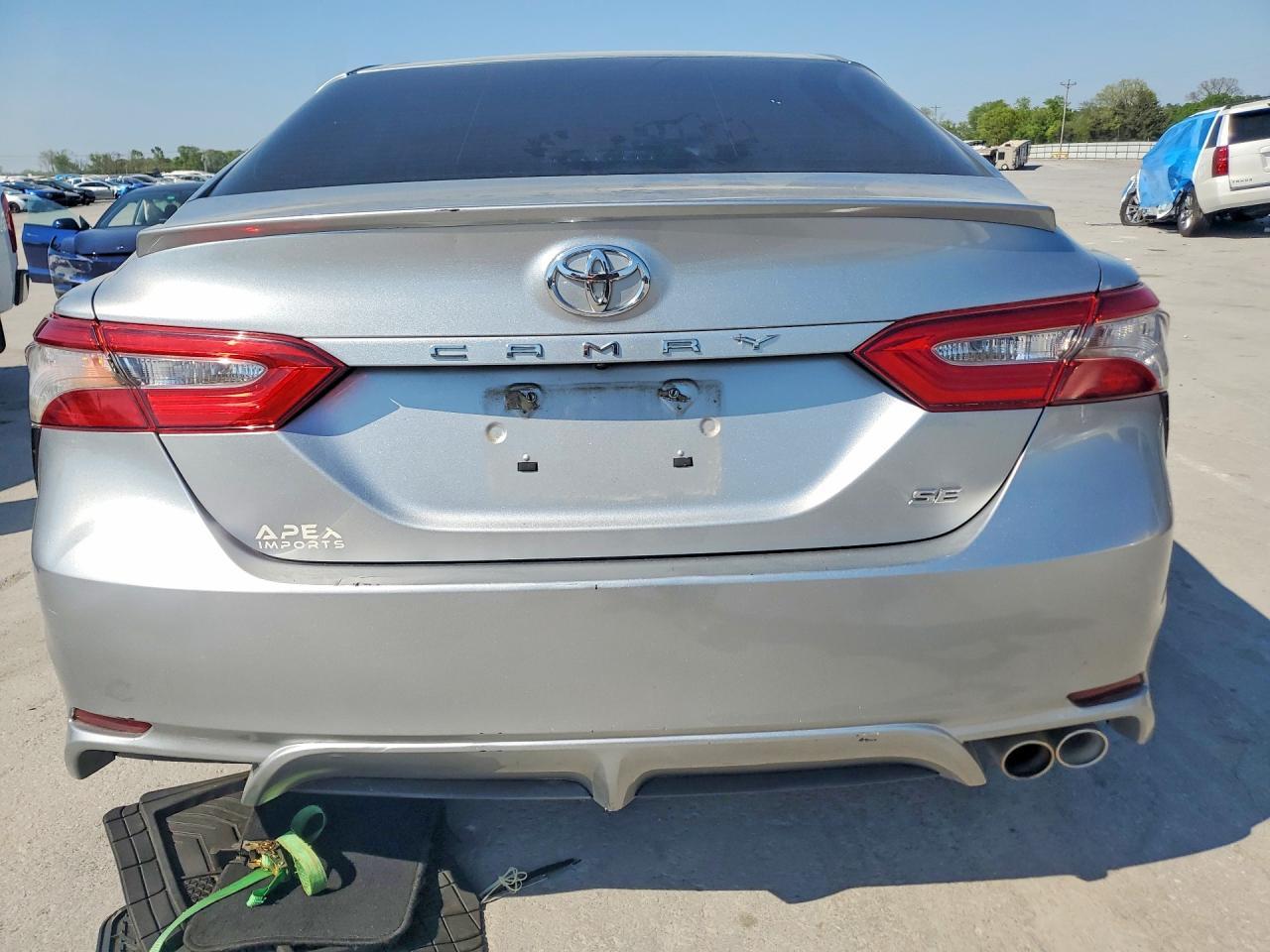 2018 Toyota Camry Se - Image 6