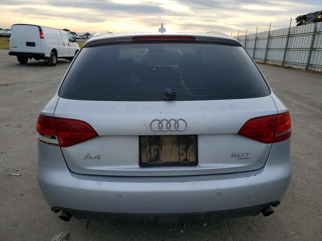 2009 Audi A4 Premium Plus - Фото 6
